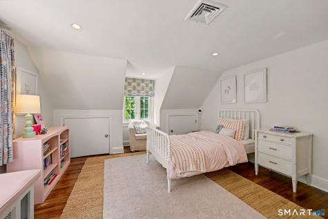 5 Farnham Court Westport CT 06880