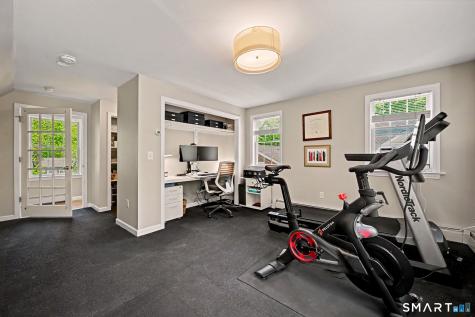 5 Farnham Court Westport CT 06880