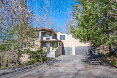 3 Laurelwood Drive New Fairfield CT 06812