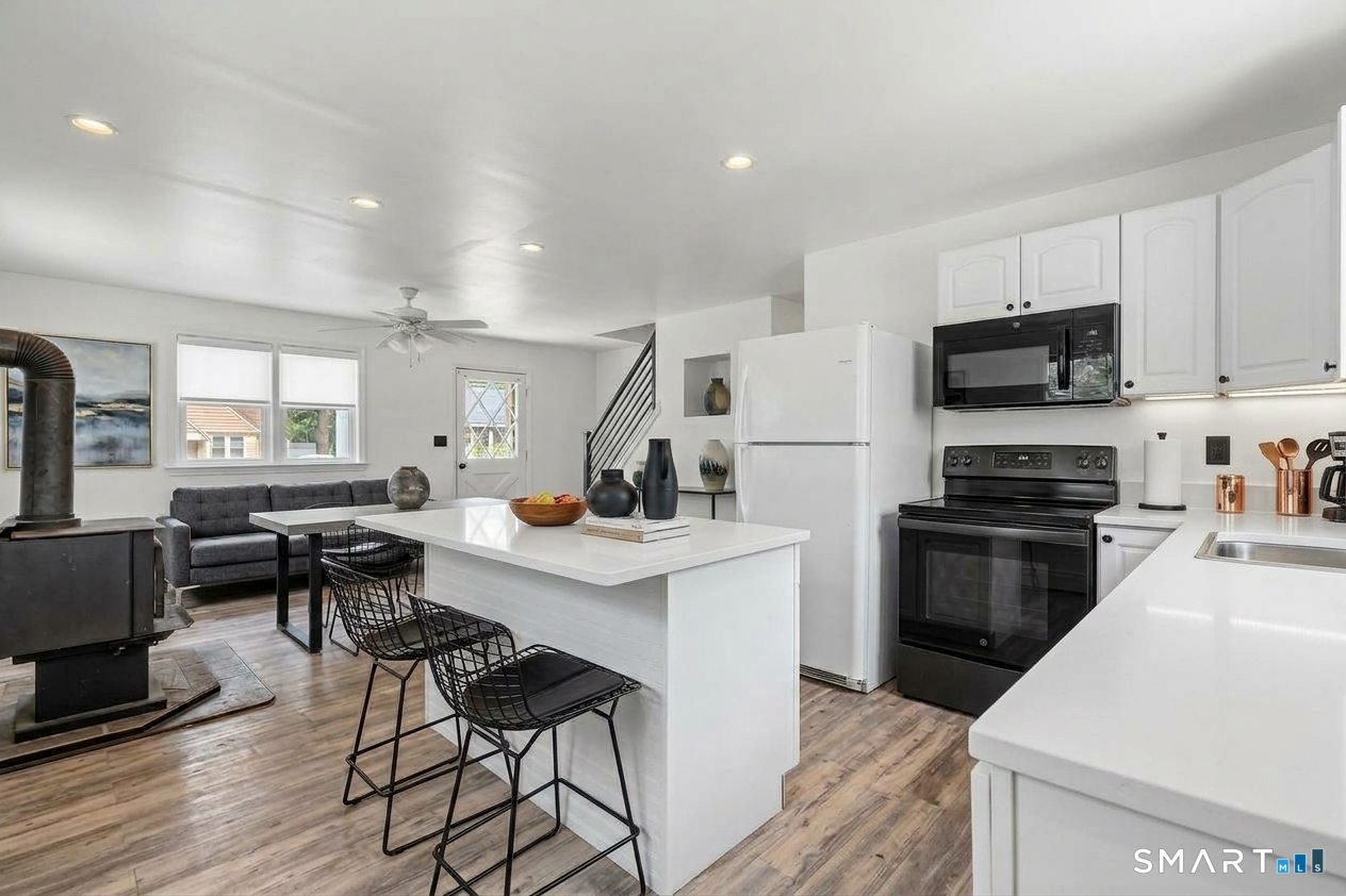 40 Hakim St Extension Danbury CT 06810