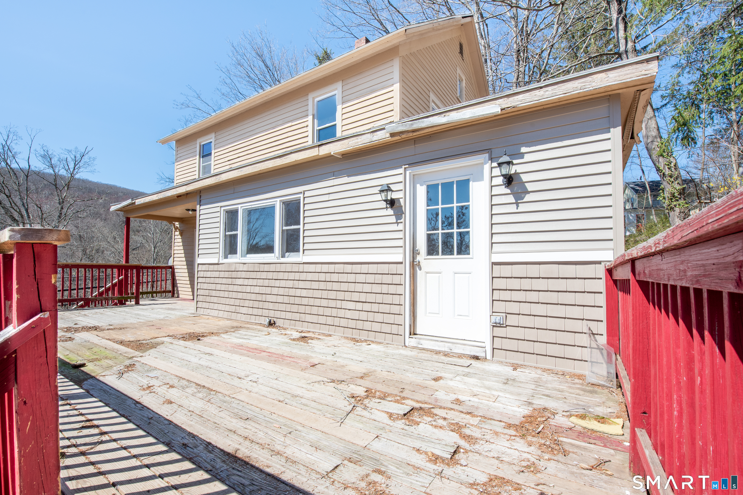 178 Litchfield Street Thomaston CT 06787