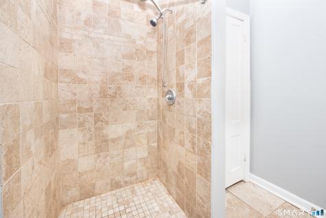 178 Litchfield Street Thomaston CT 06787