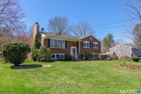 9 Stanley Drive Seymour CT 06483