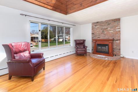 9 Stanley Drive Seymour CT 06483