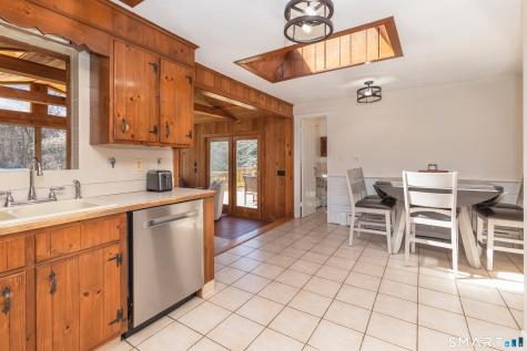 9 Stanley Drive Seymour CT 06483