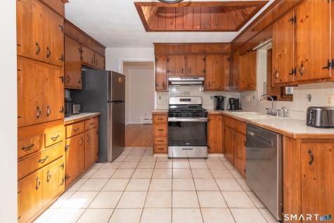 9 Stanley Drive Seymour CT 06483
