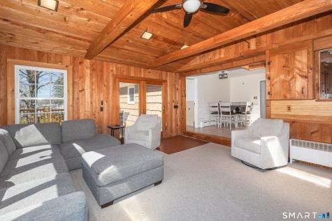 9 Stanley Drive Seymour CT 06483