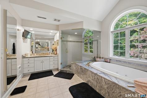 10 Taunton Hill Road Newtown CT 06470