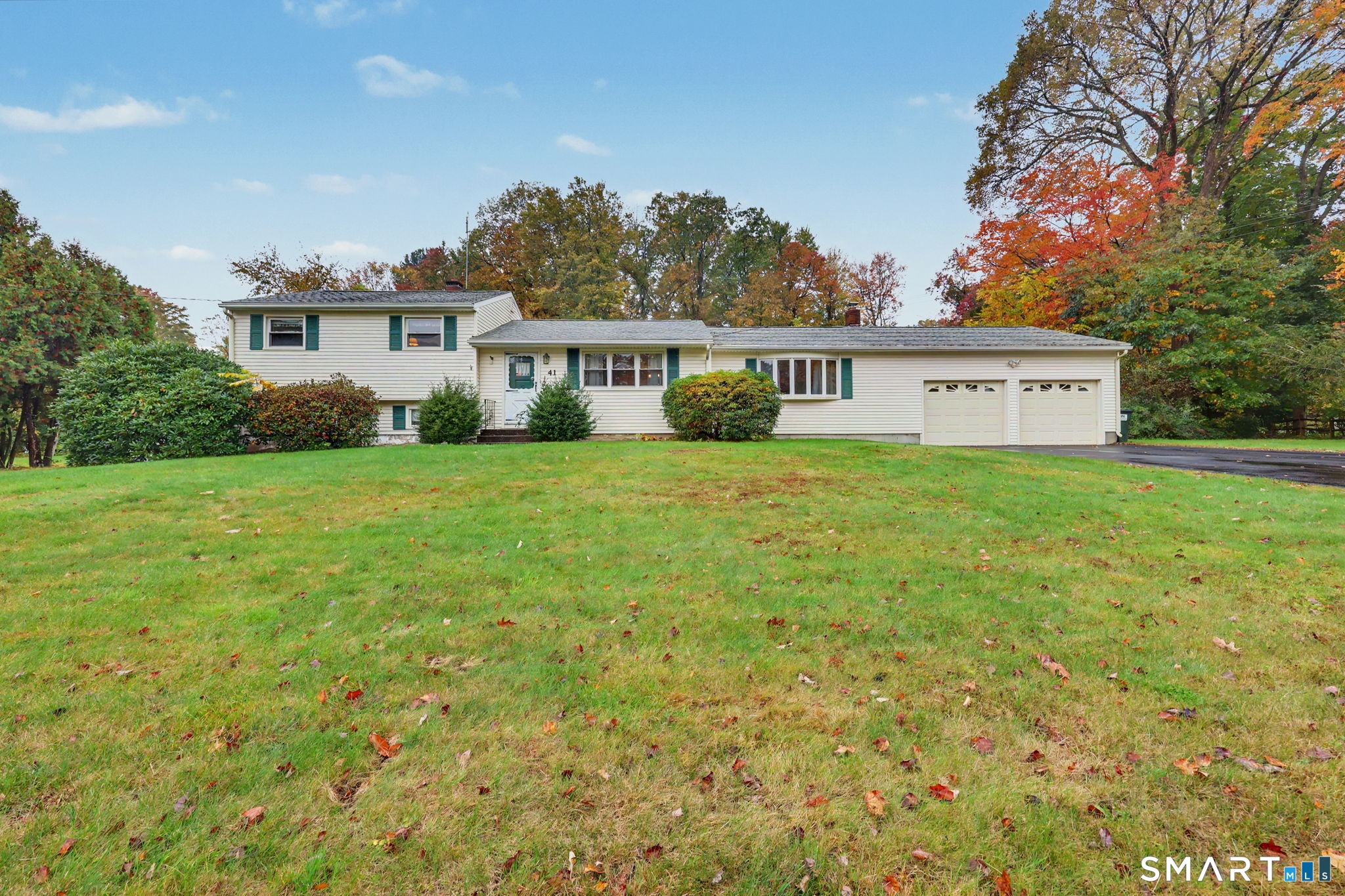 41 Woodlawn Road Monroe CT 06468