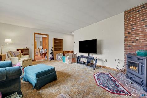 41 Woodlawn Road Monroe CT 06468