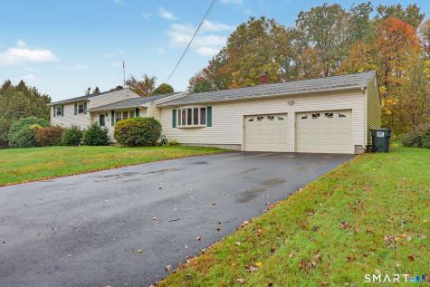 41 Woodlawn Road Monroe CT 06468