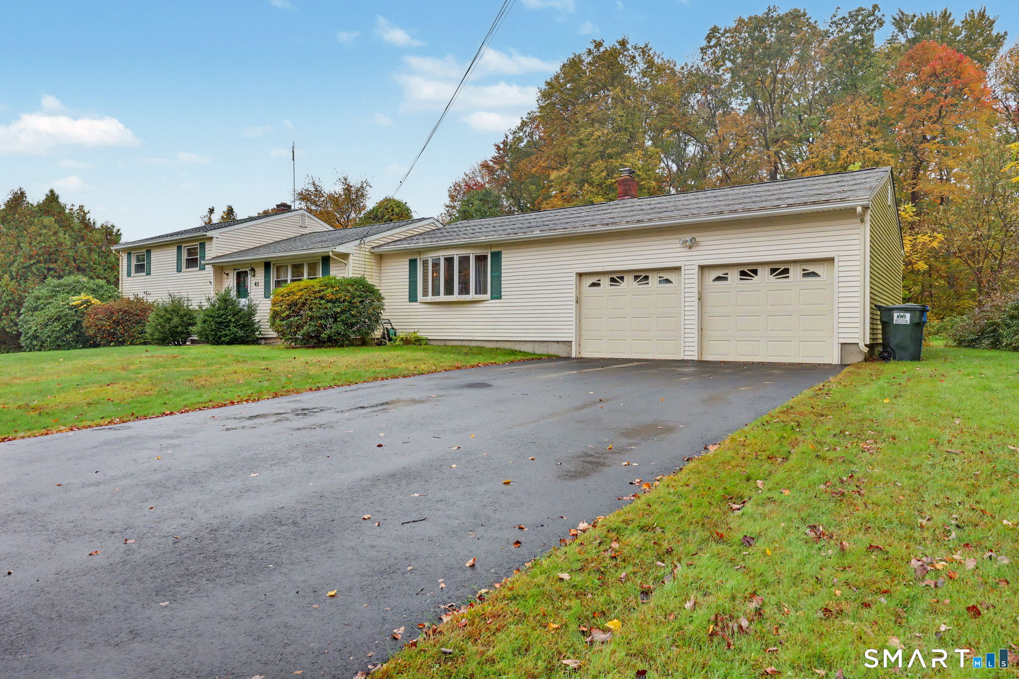 41 Woodlawn Road Monroe CT 06468