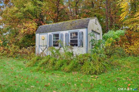 41 Woodlawn Road Monroe CT 06468
