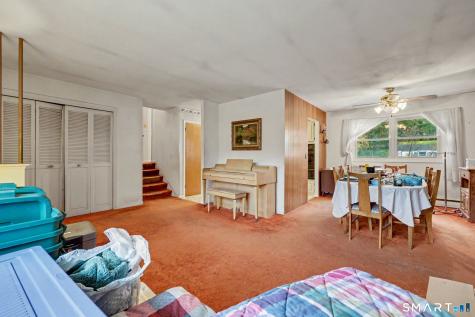 41 Woodlawn Road Monroe CT 06468