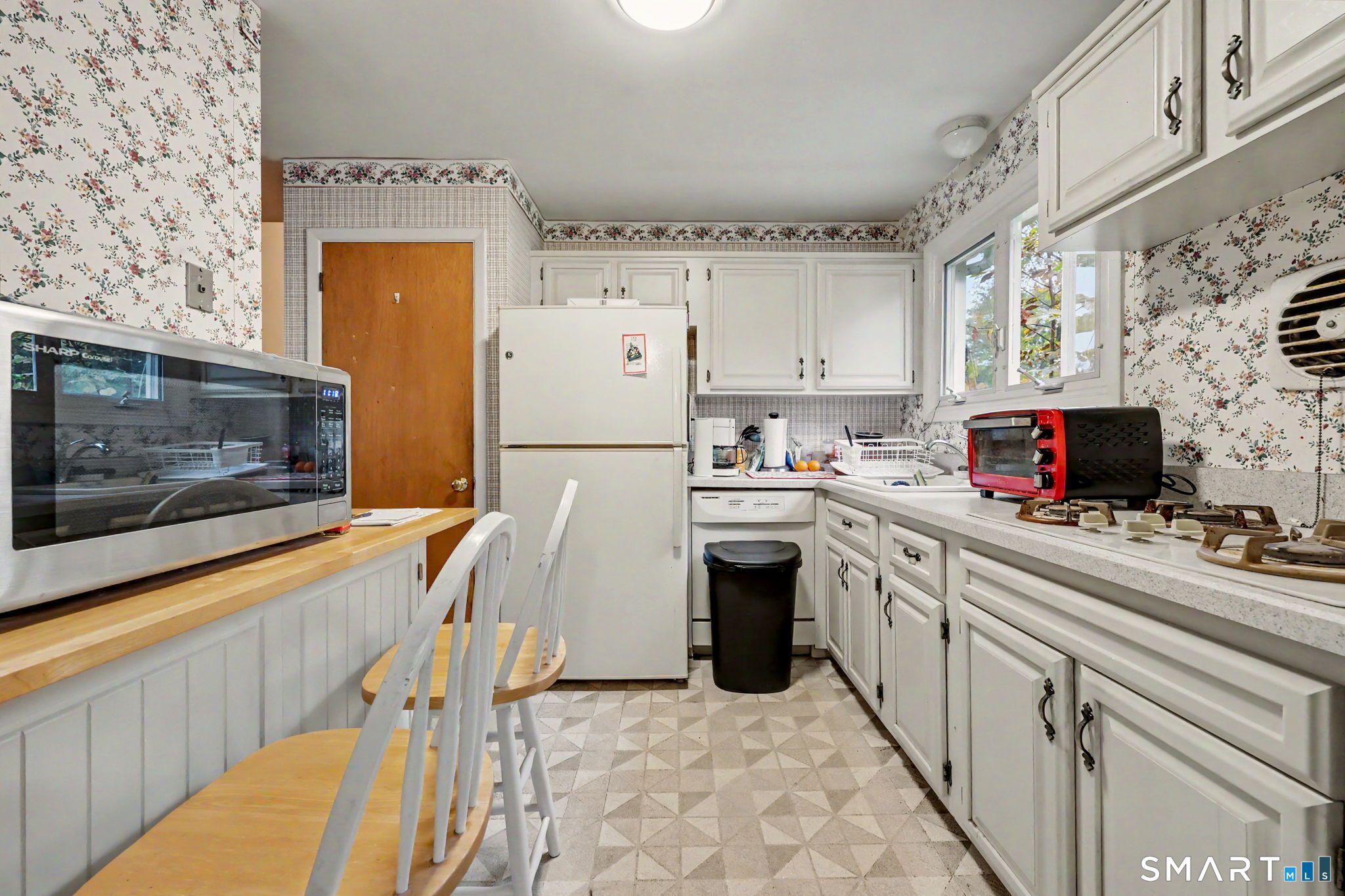 41 Woodlawn Road Monroe CT 06468
