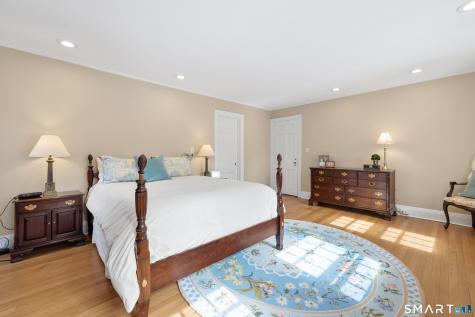 75 Bloomfield Avenue West Hartford CT 06105