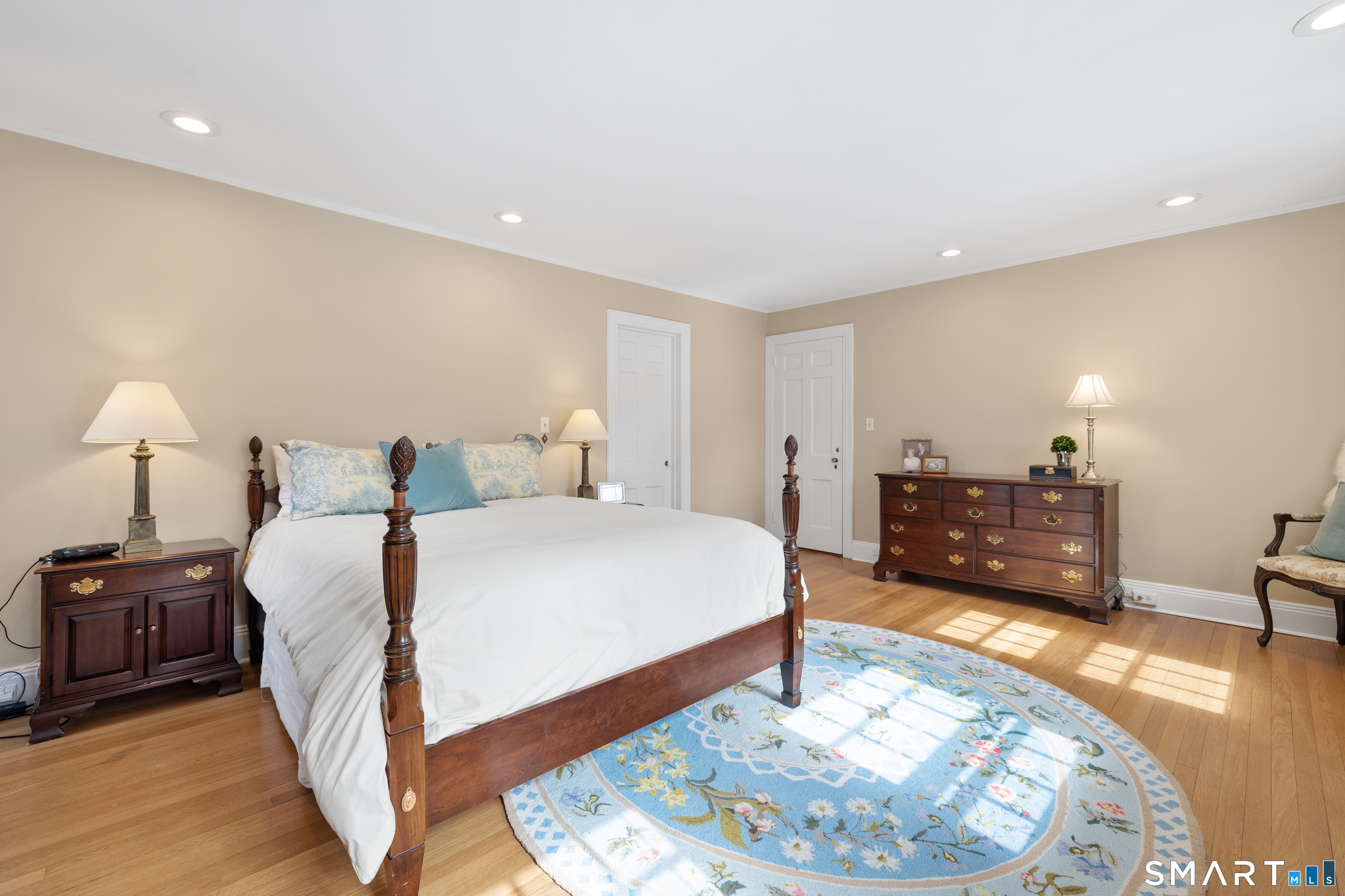 75 Bloomfield Avenue West Hartford CT 06105