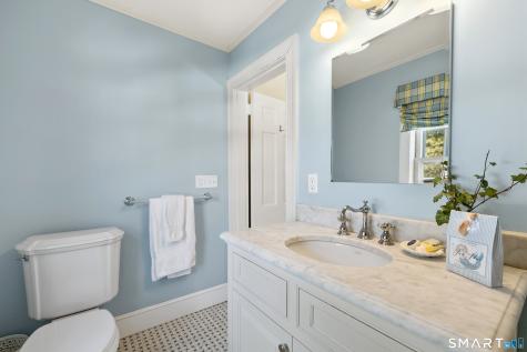 75 Bloomfield Avenue West Hartford CT 06105
