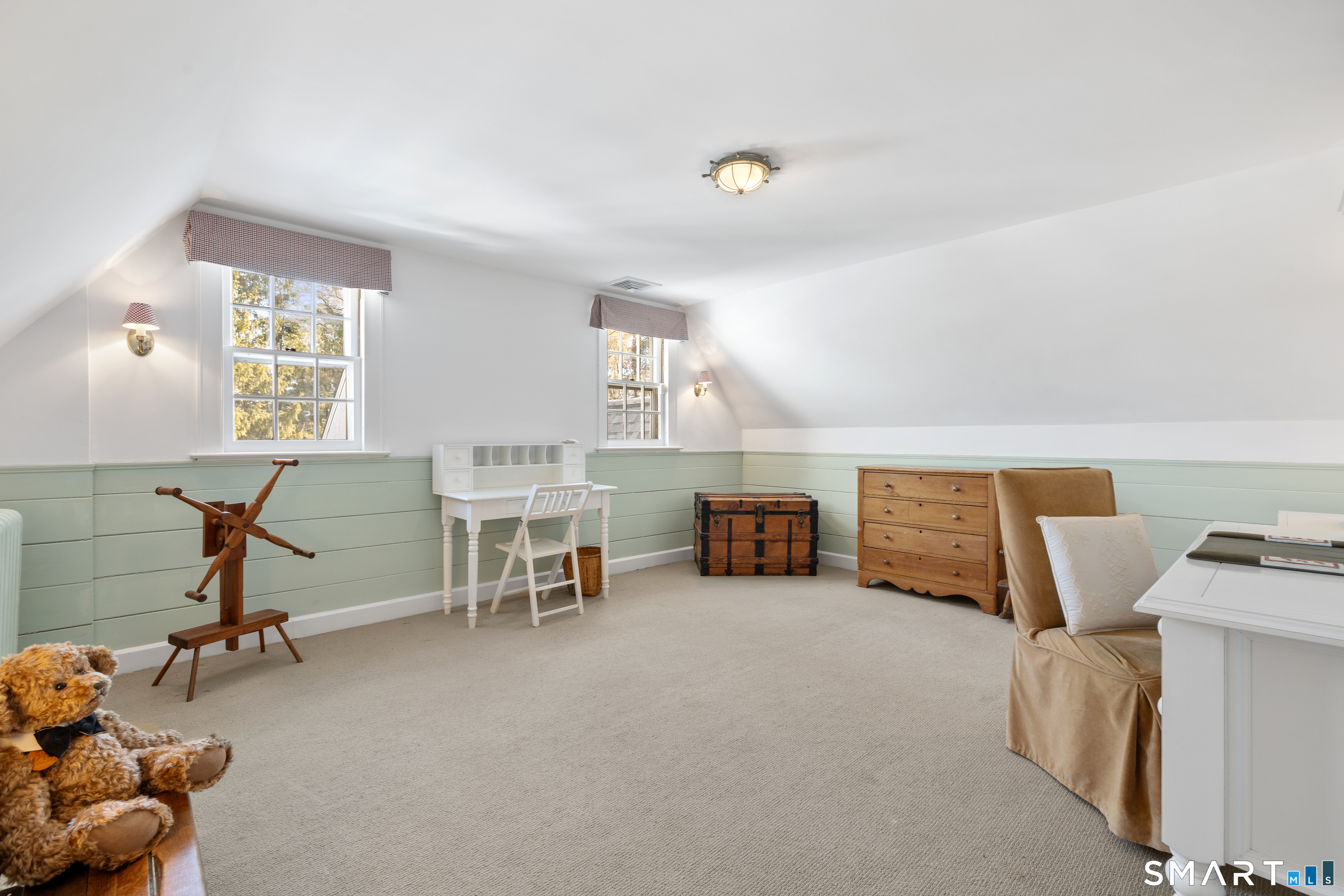 75 Bloomfield Avenue West Hartford CT 06105