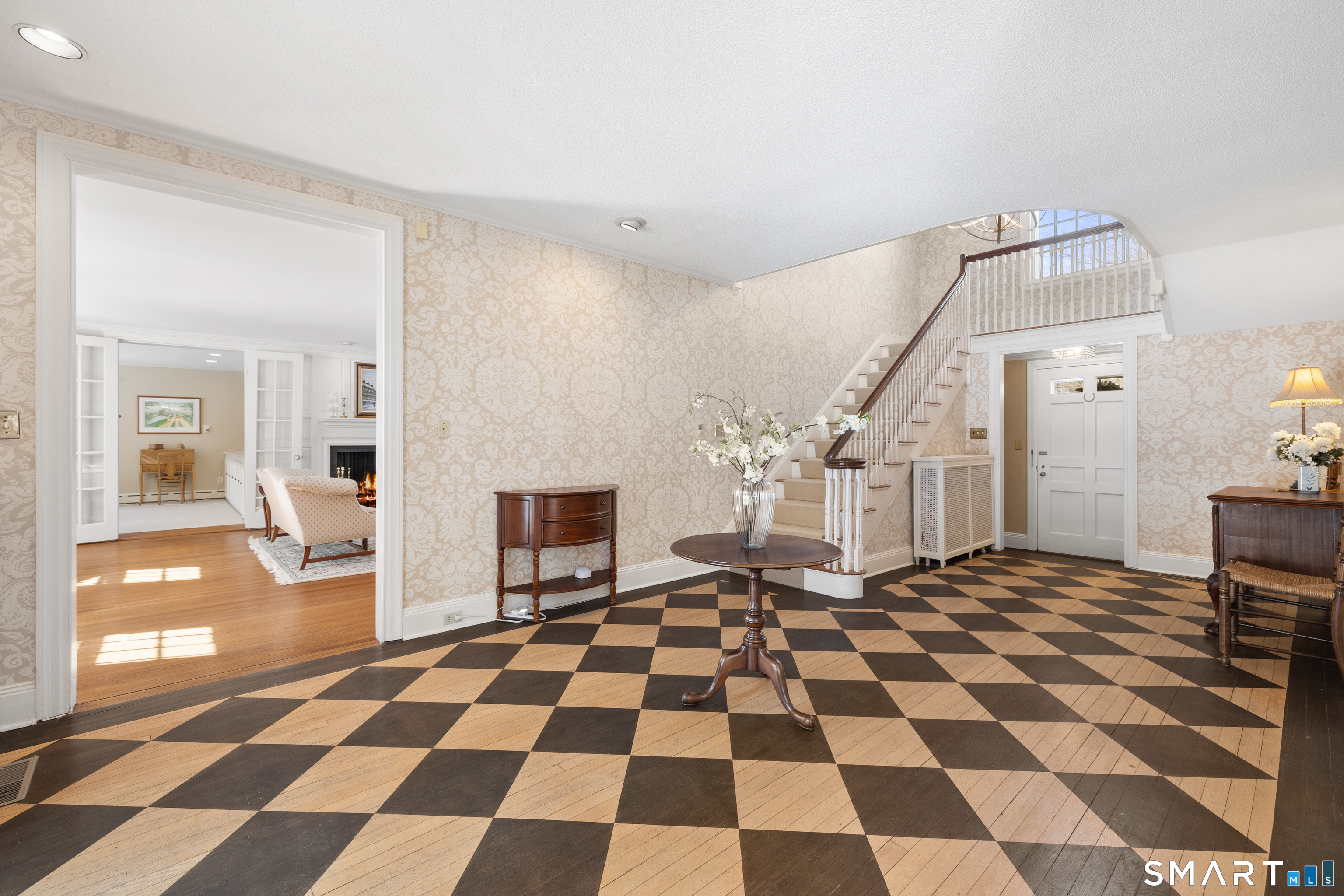 75 Bloomfield Avenue West Hartford CT 06105