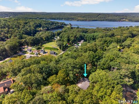 35 Inchcliffe Drive Ledyard CT 06335