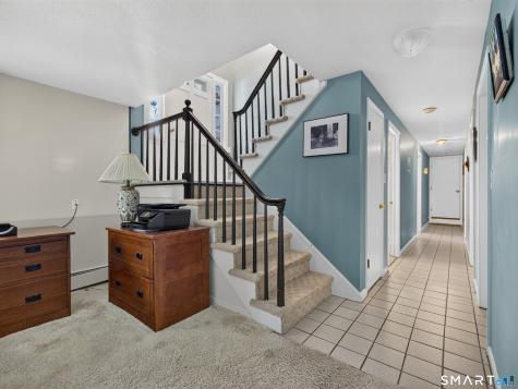 35 Inchcliffe Drive Ledyard CT 06335