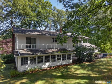35 Inchcliffe Drive Ledyard CT 06335