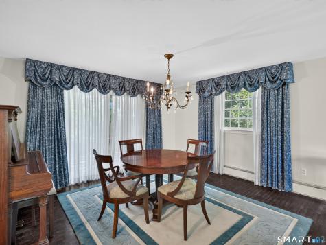 35 Inchcliffe Drive Ledyard CT 06335