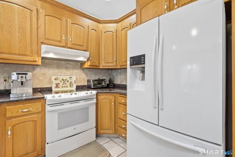 35 Gilbert Lane South Windsor CT 06074