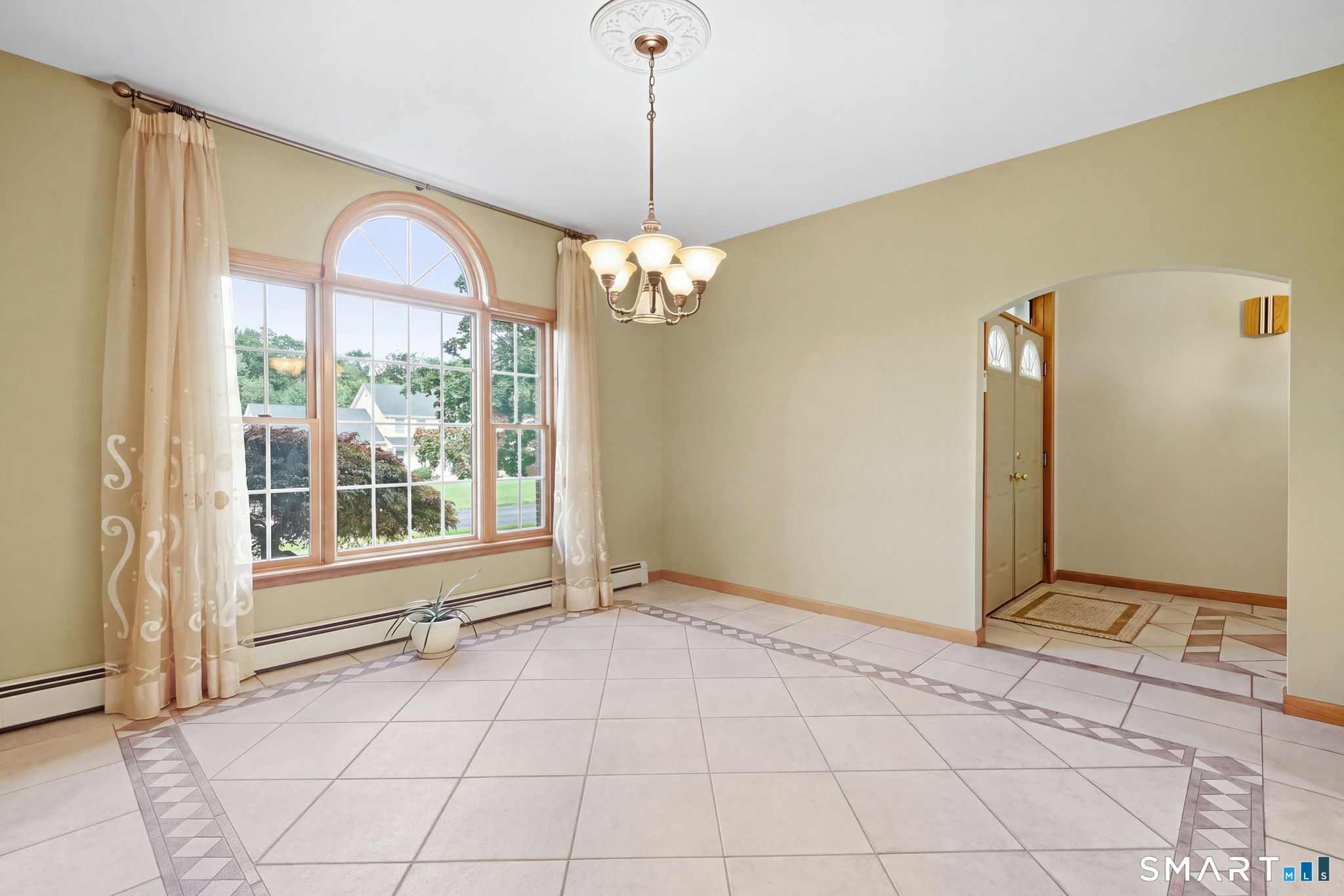 35 Gilbert Lane South Windsor CT 06074