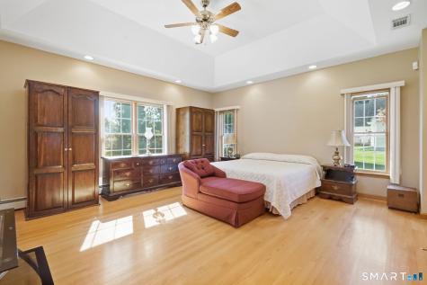 35 Gilbert Lane South Windsor CT 06074