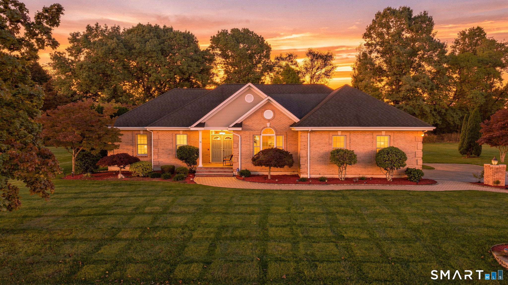 35 Gilbert Lane South Windsor CT 06074