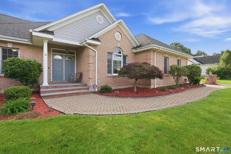 35 Gilbert Lane South Windsor CT 06074