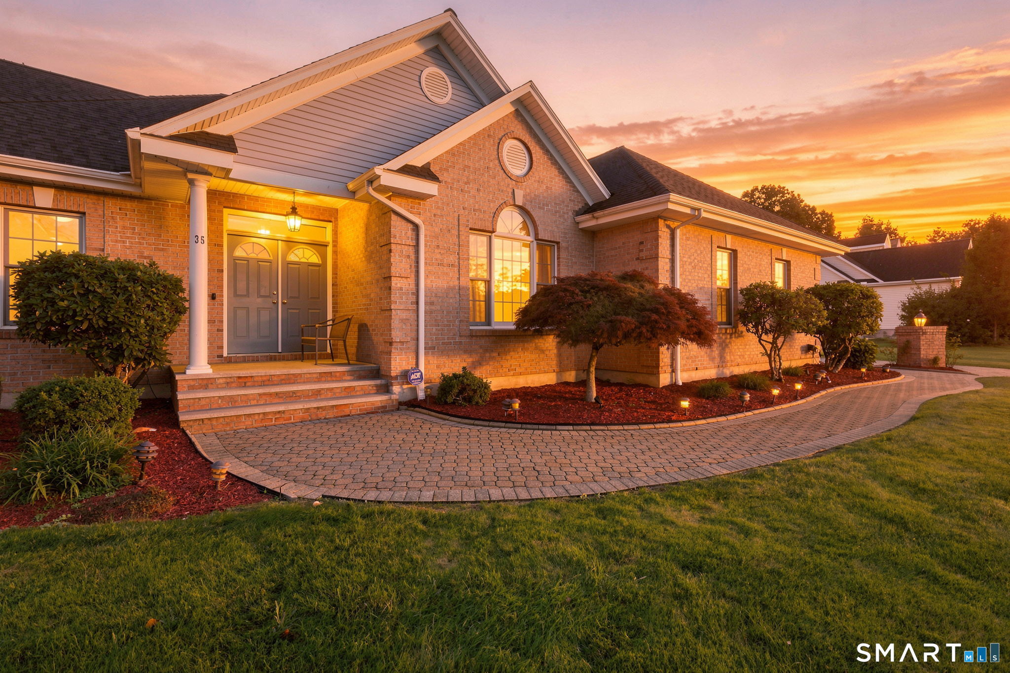 35 Gilbert Lane South Windsor CT 06074