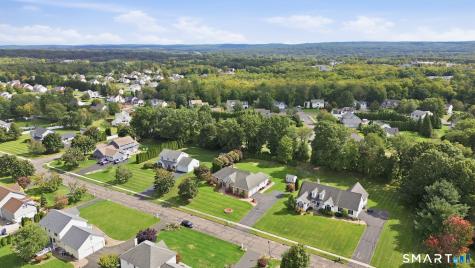 35 Gilbert Lane South Windsor CT 06074