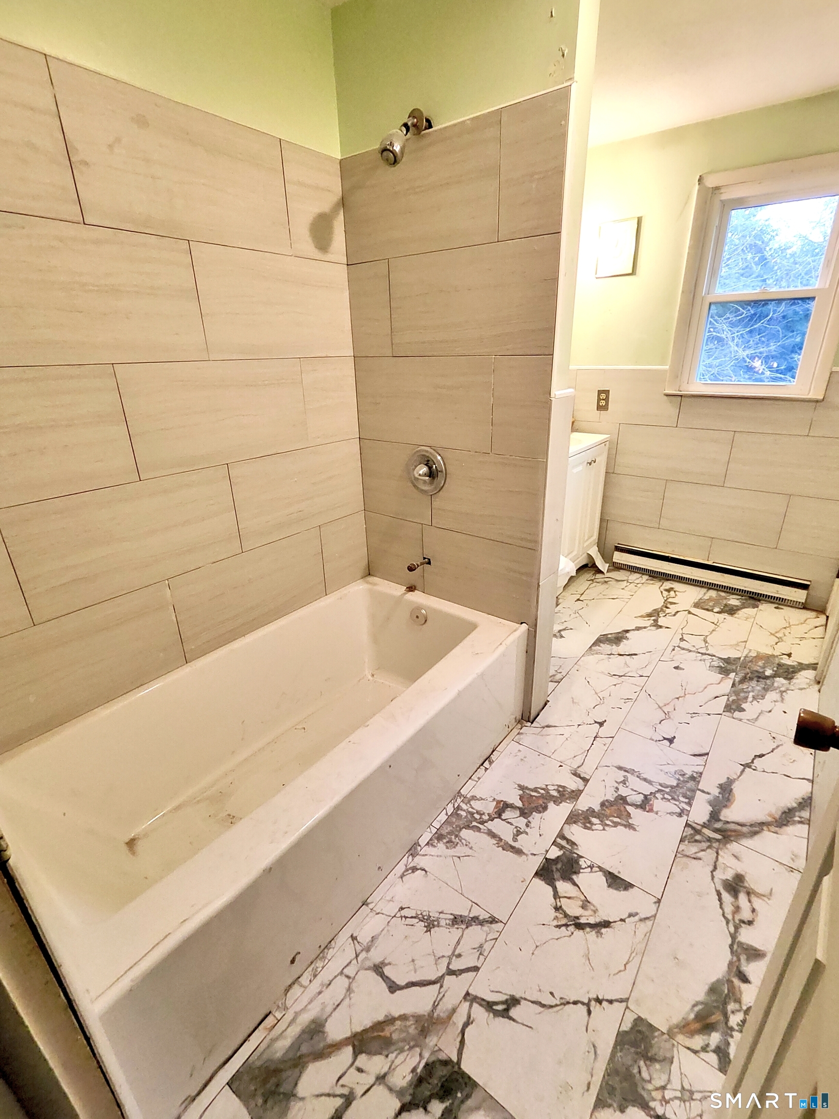 39 Latimer Drive East Lyme CT 06333