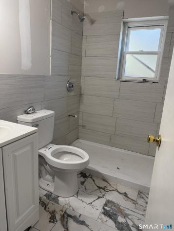 39 Latimer Drive East Lyme CT 06333