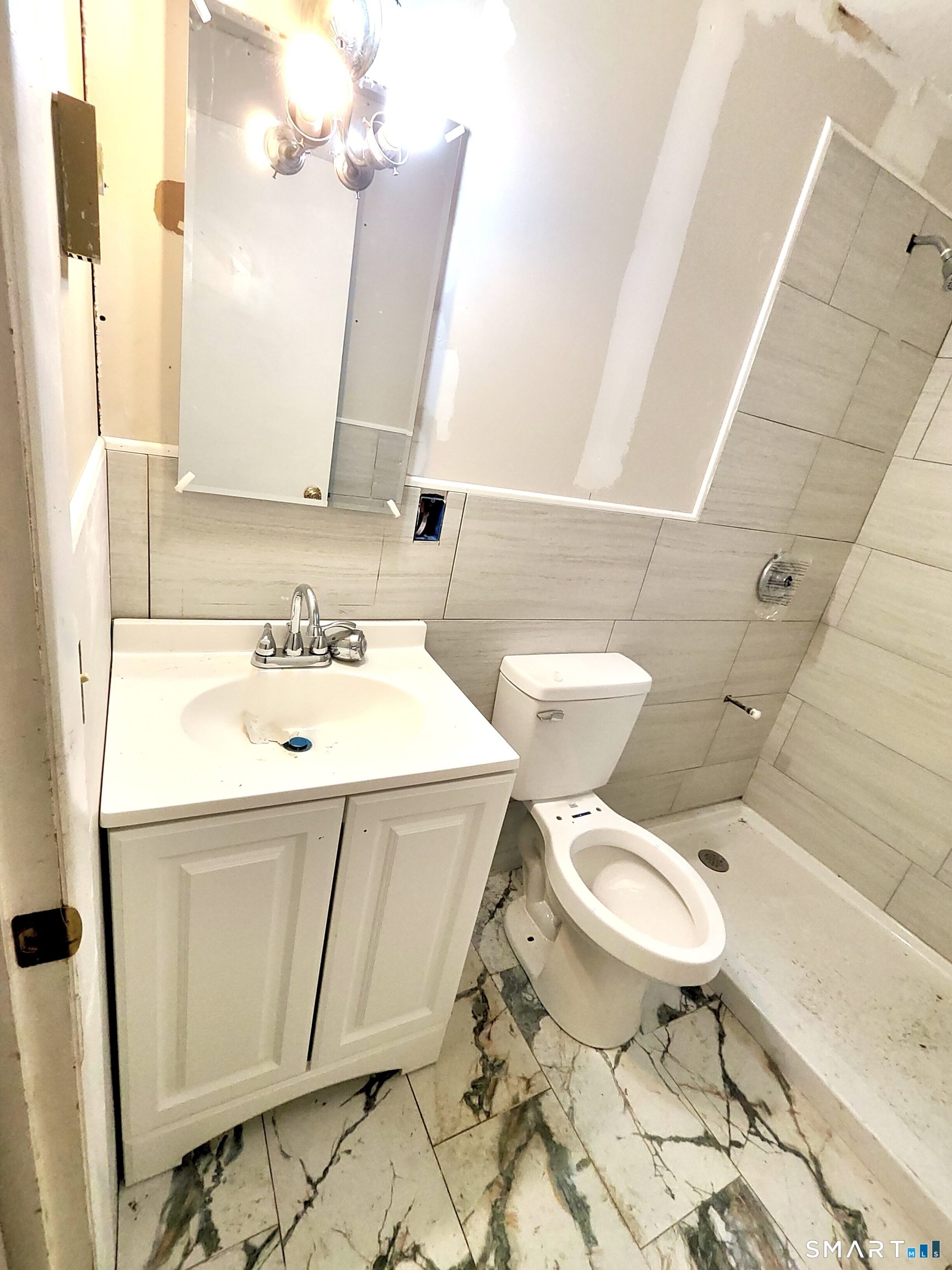 39 Latimer Drive East Lyme CT 06333