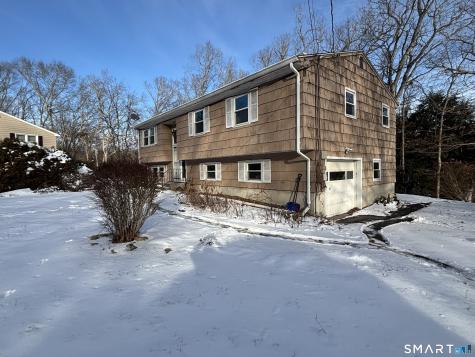 39 Latimer Drive East Lyme CT 06333