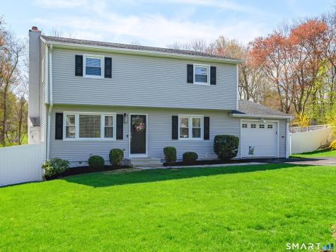 23 Possum Drive New Fairfield CT 06812
