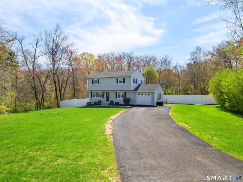 23 Possum Drive New Fairfield CT 06812