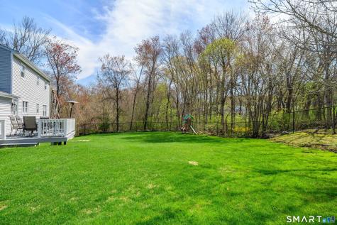 23 Possum Drive New Fairfield CT 06812
