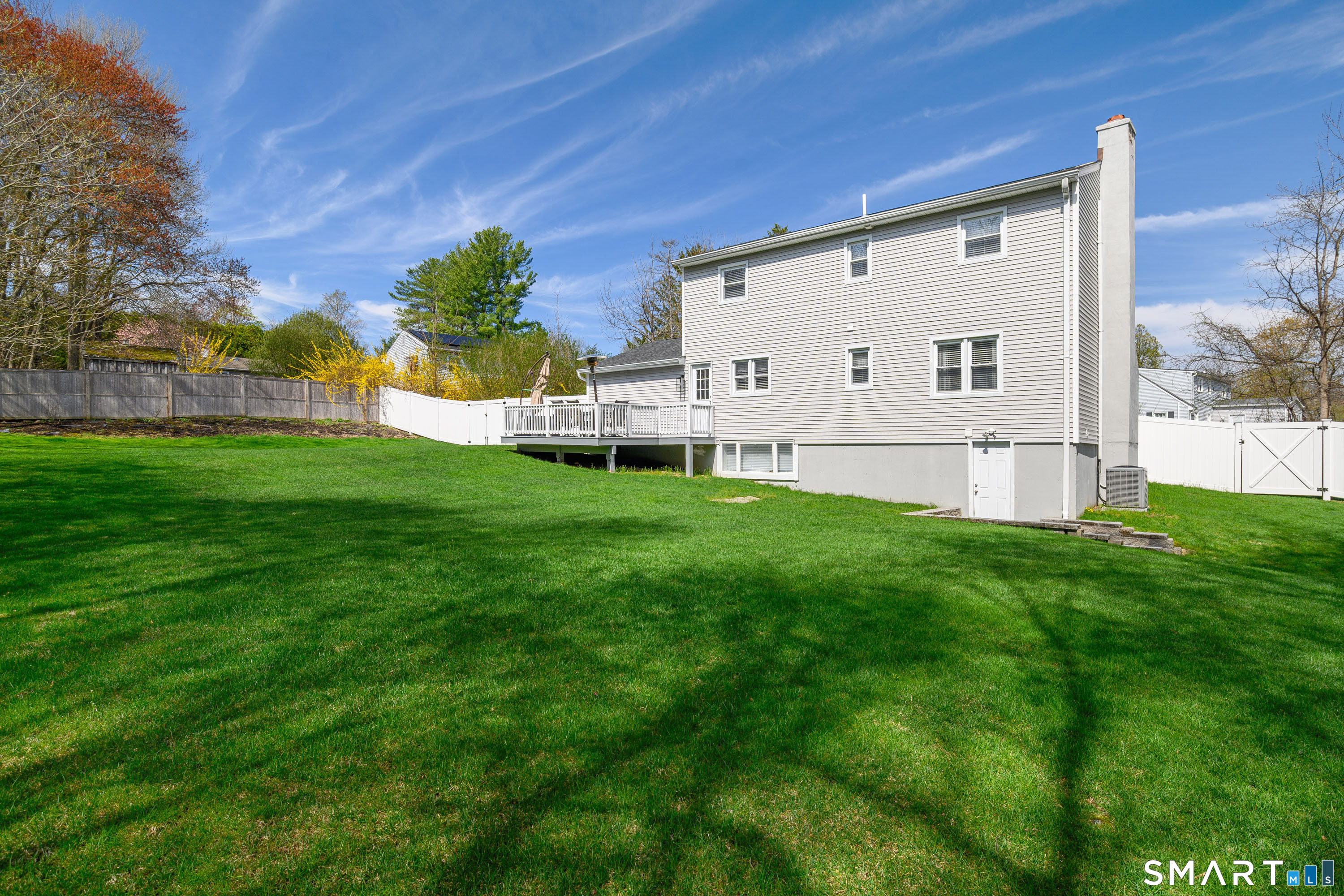 23 Possum Drive New Fairfield CT 06812