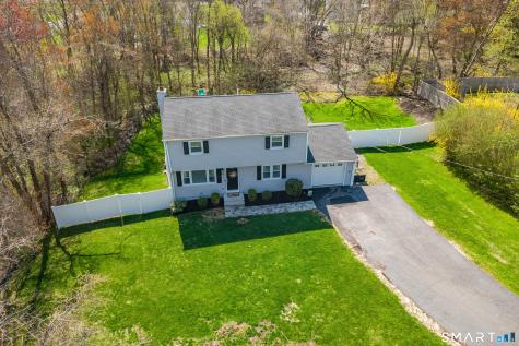 23 Possum Drive New Fairfield CT 06812