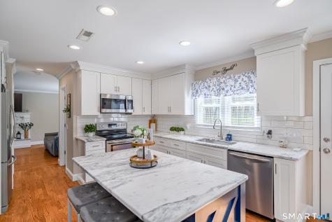 23 Possum Drive New Fairfield CT 06812