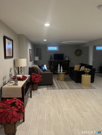 402 Connecticut Avenue Newington CT 06111