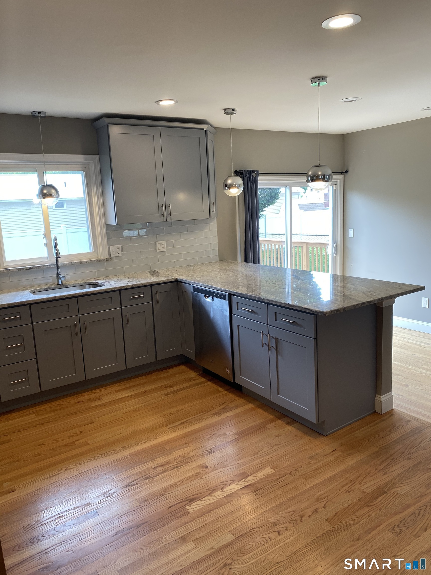 402 Connecticut Avenue Newington CT 06111