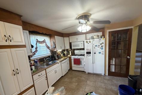 12 Garrison Terrace Bloomfield CT 06002