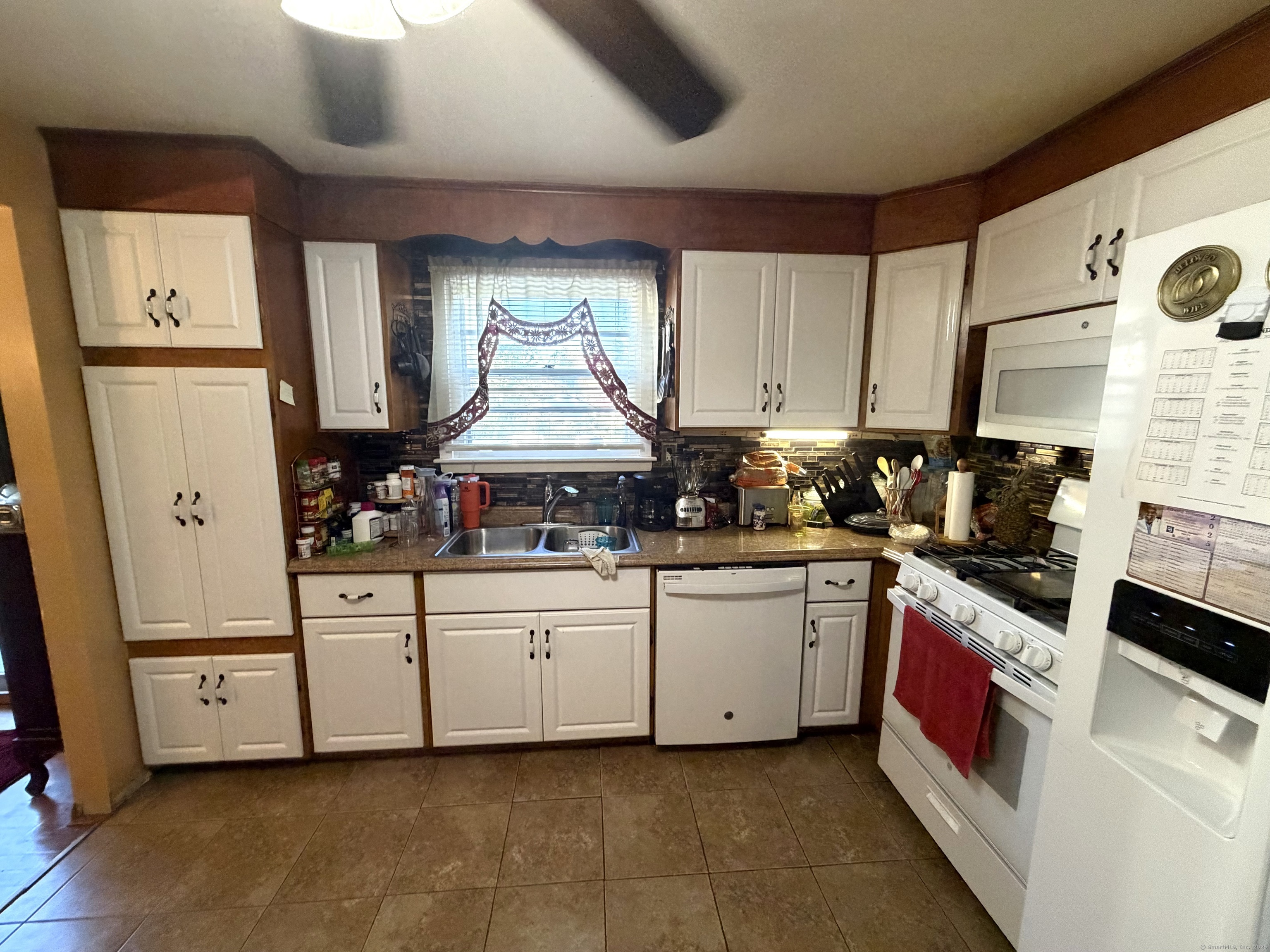 12 Garrison Terrace Bloomfield CT 06002