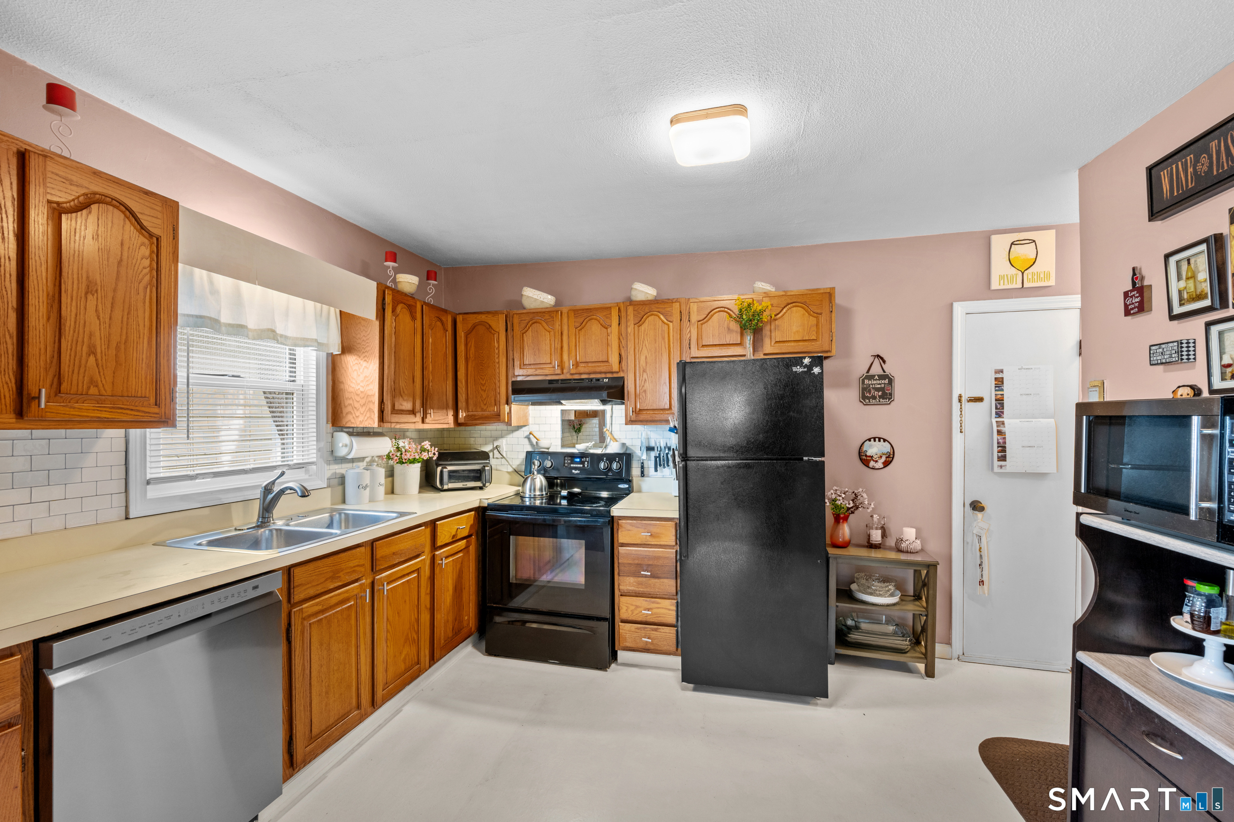 58 Vivian Street Waterford CT 06385